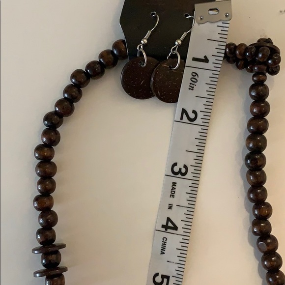 beaded necklace and earring sets all four sets for $15 - Picture 6 of 8